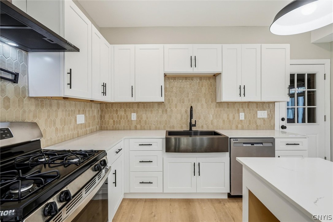 8252 Dampier Circle
