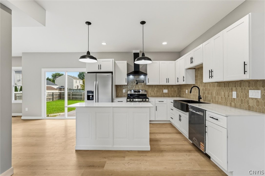 8252 Dampier Circle