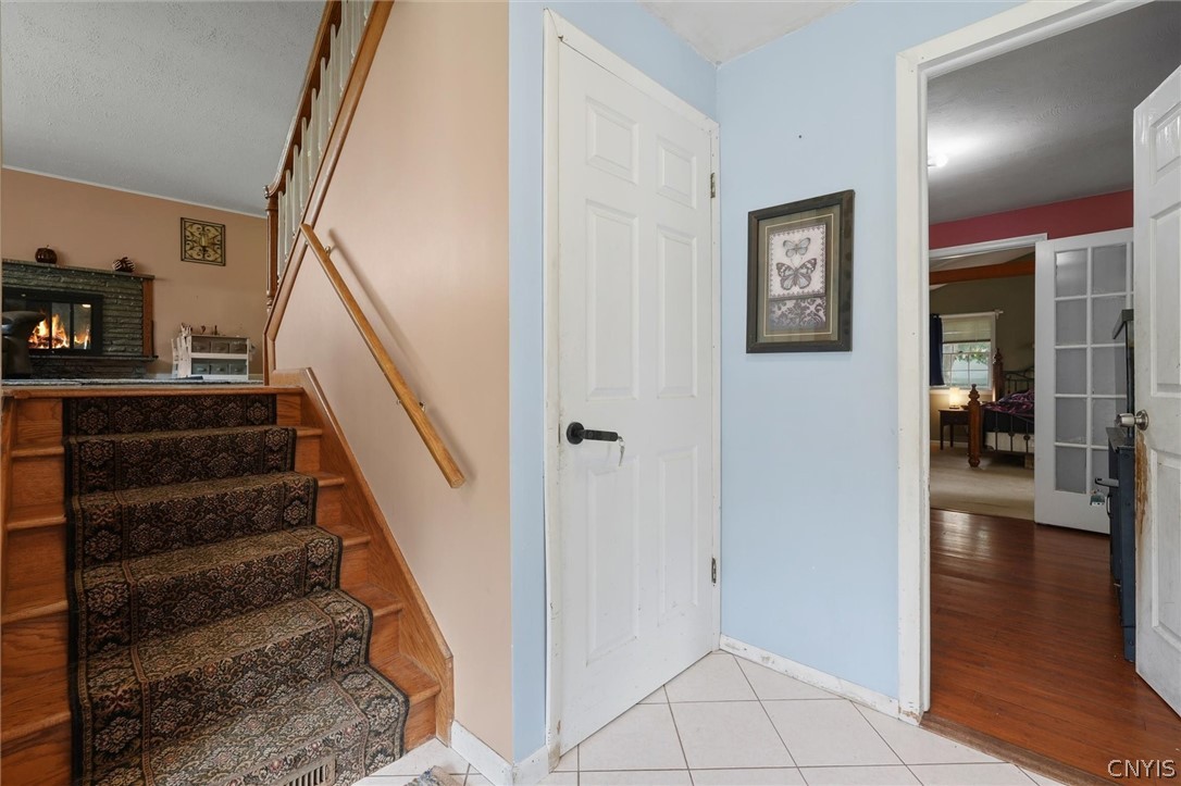 214 Wells Avenue West