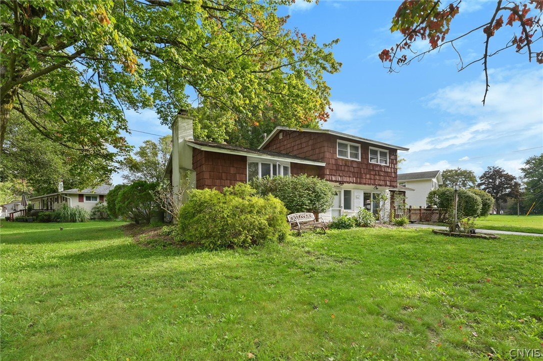 214 Wells Avenue West