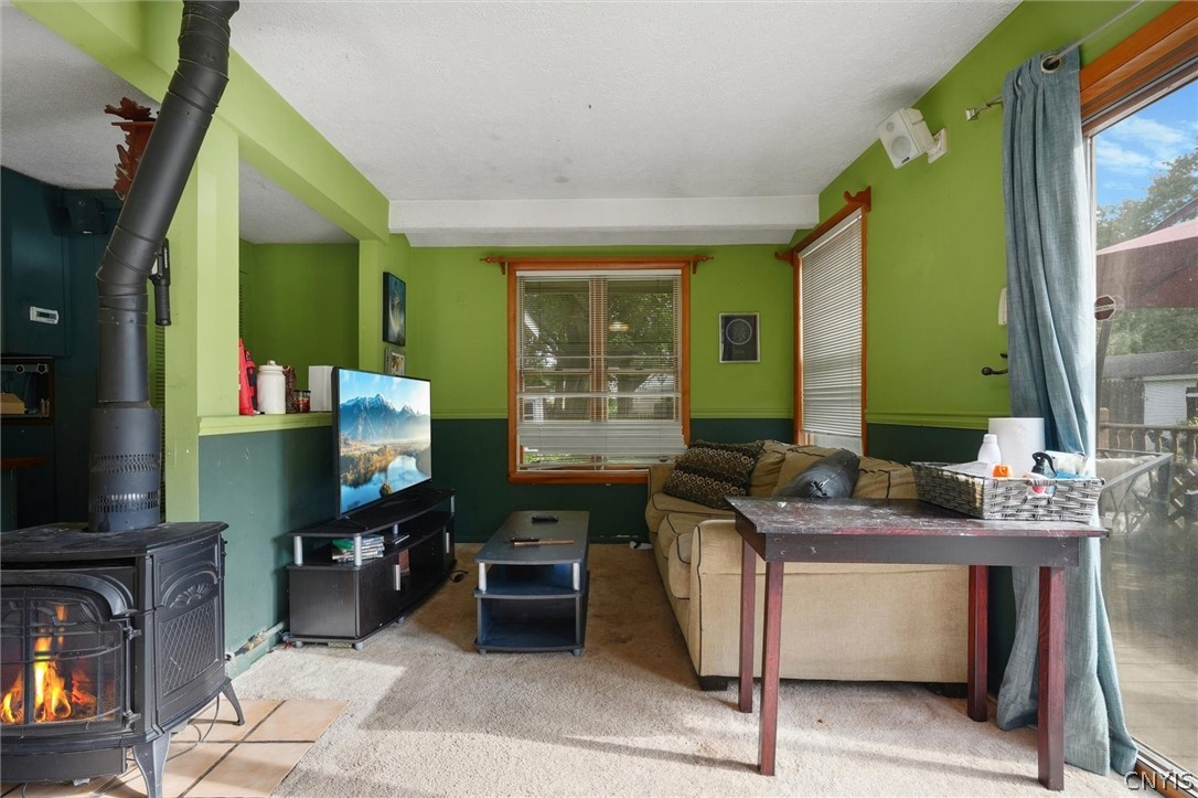 214 Wells Avenue West