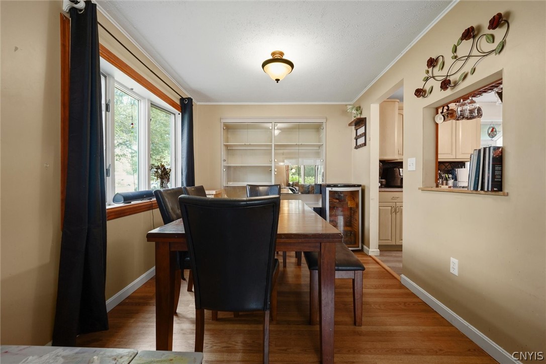 214 Wells Avenue West