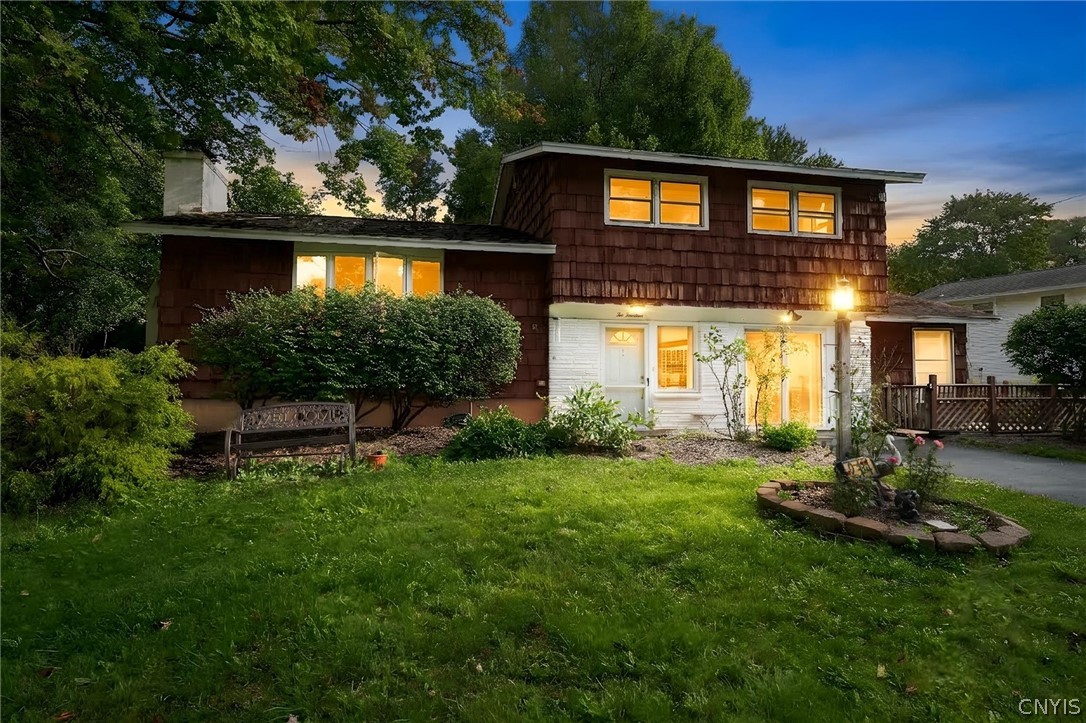 214 Wells Avenue West