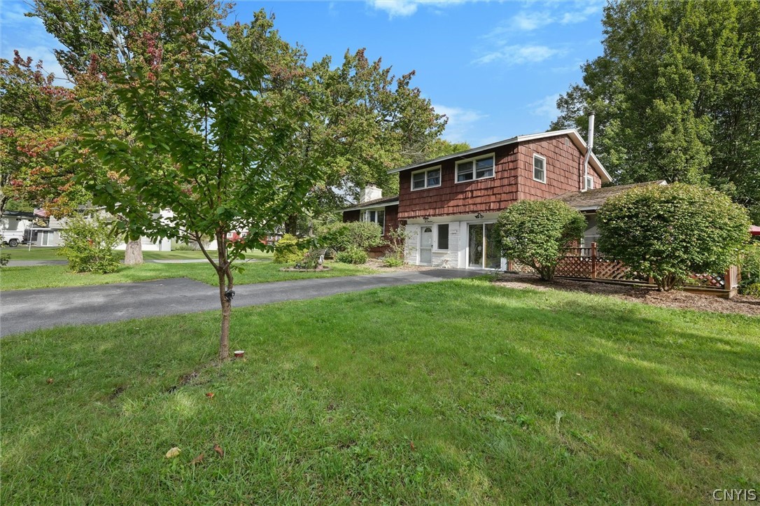 214 Wells Avenue West