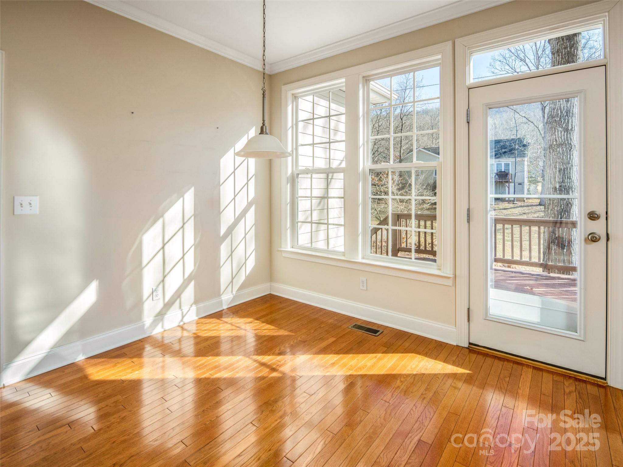 135 Harrop Dun Court