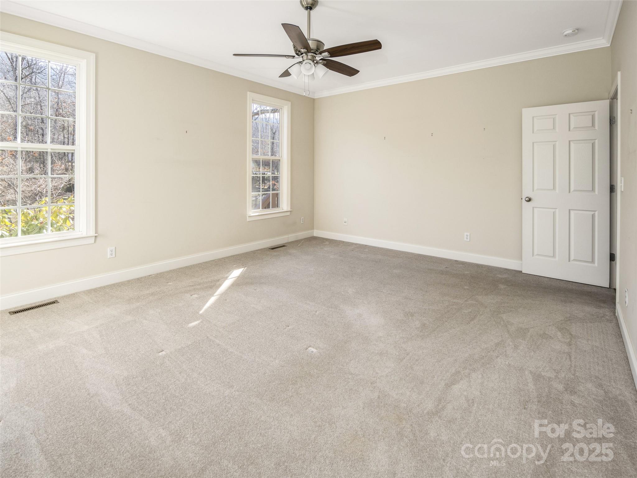 135 Harrop Dun Court