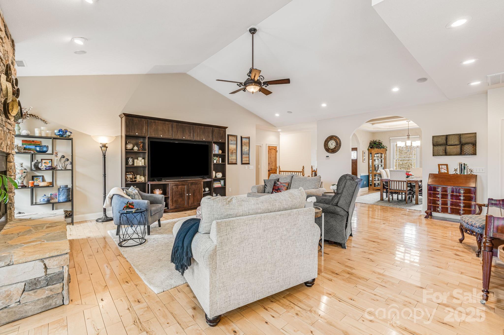 169 Stoneybrook Way