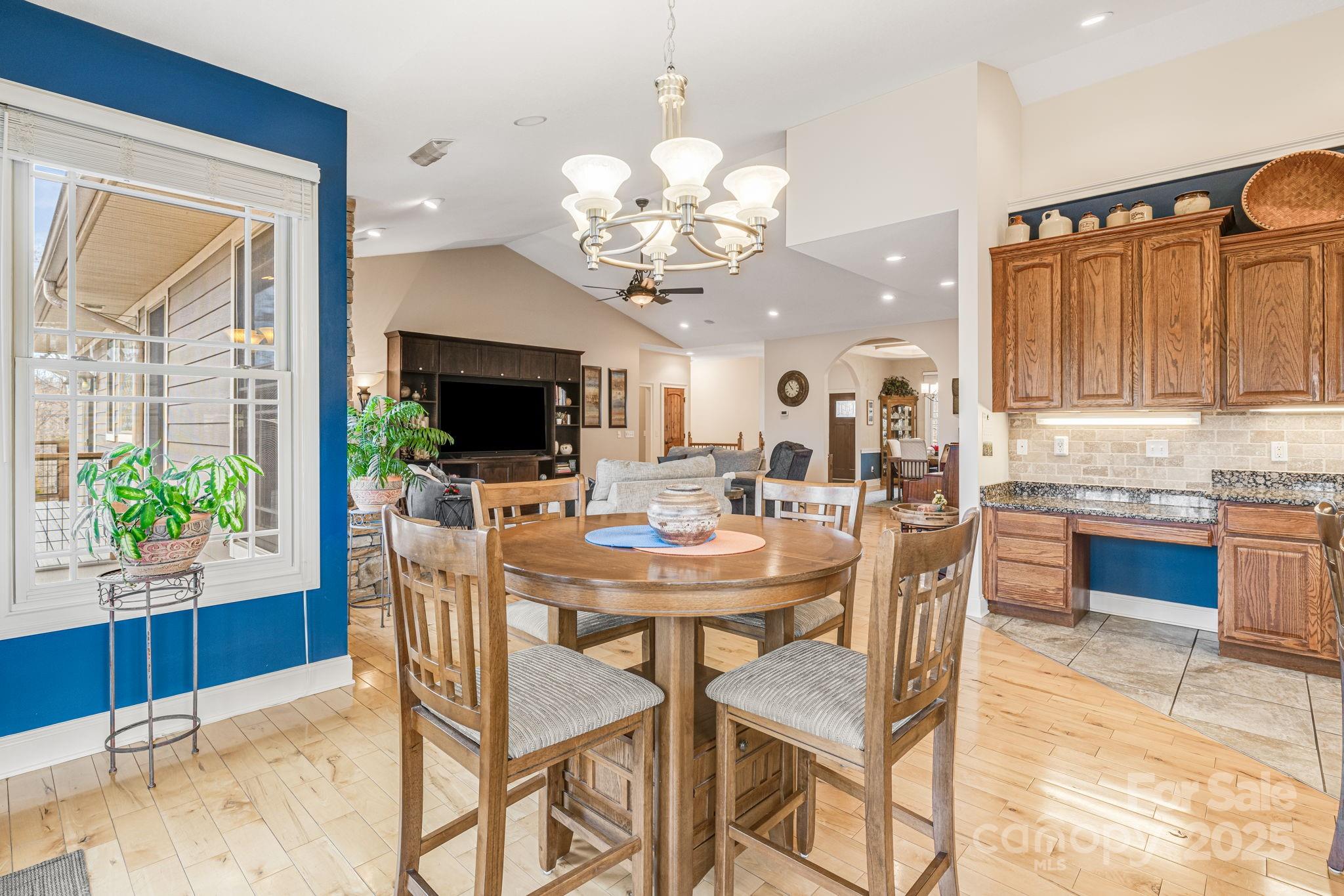 169 Stoneybrook Way