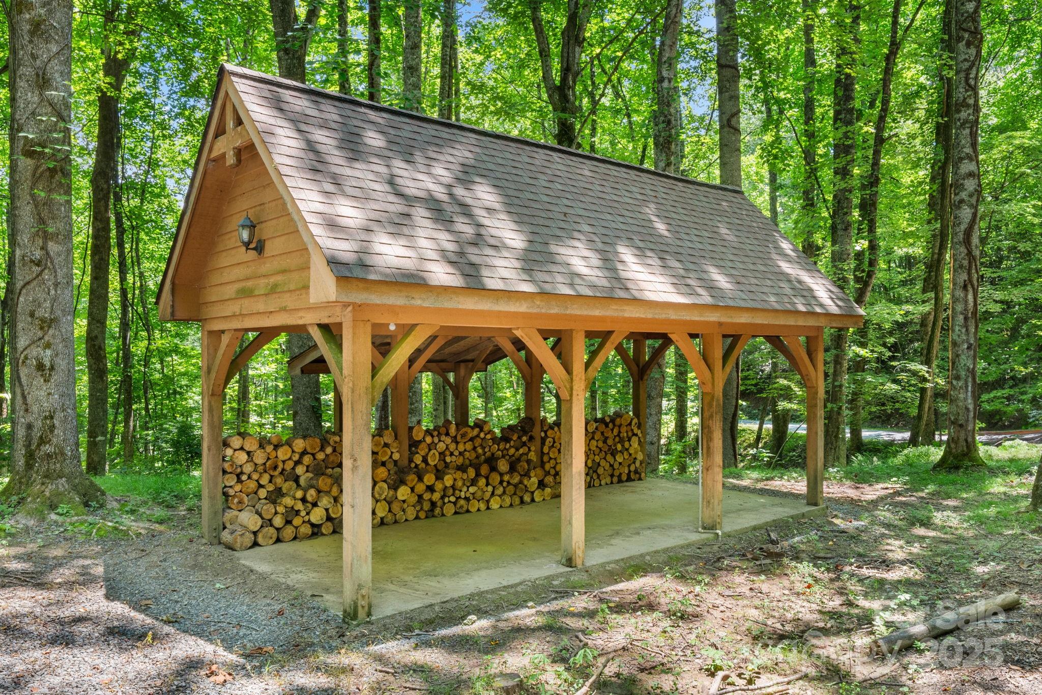492 Henry Mountain Road