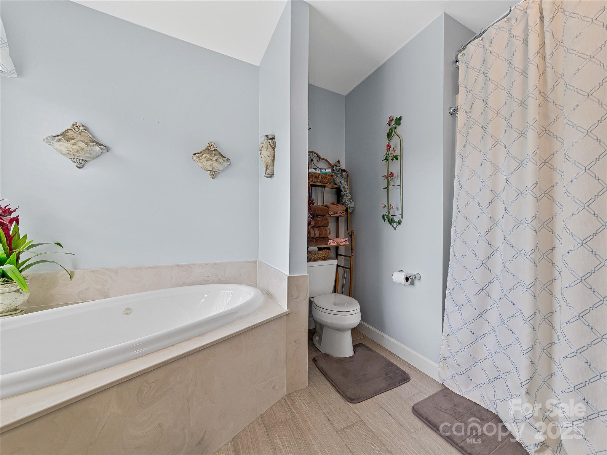 62 Classic Oaks Circle