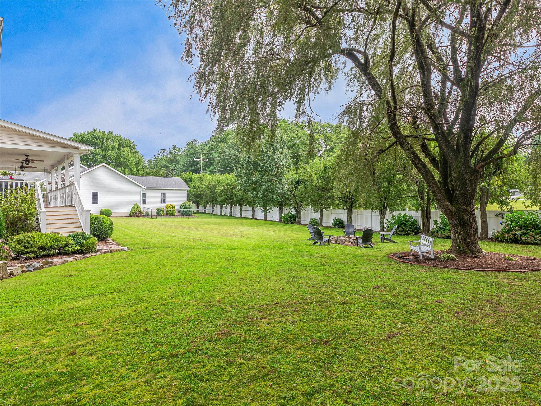 62 Classic Oaks Circle