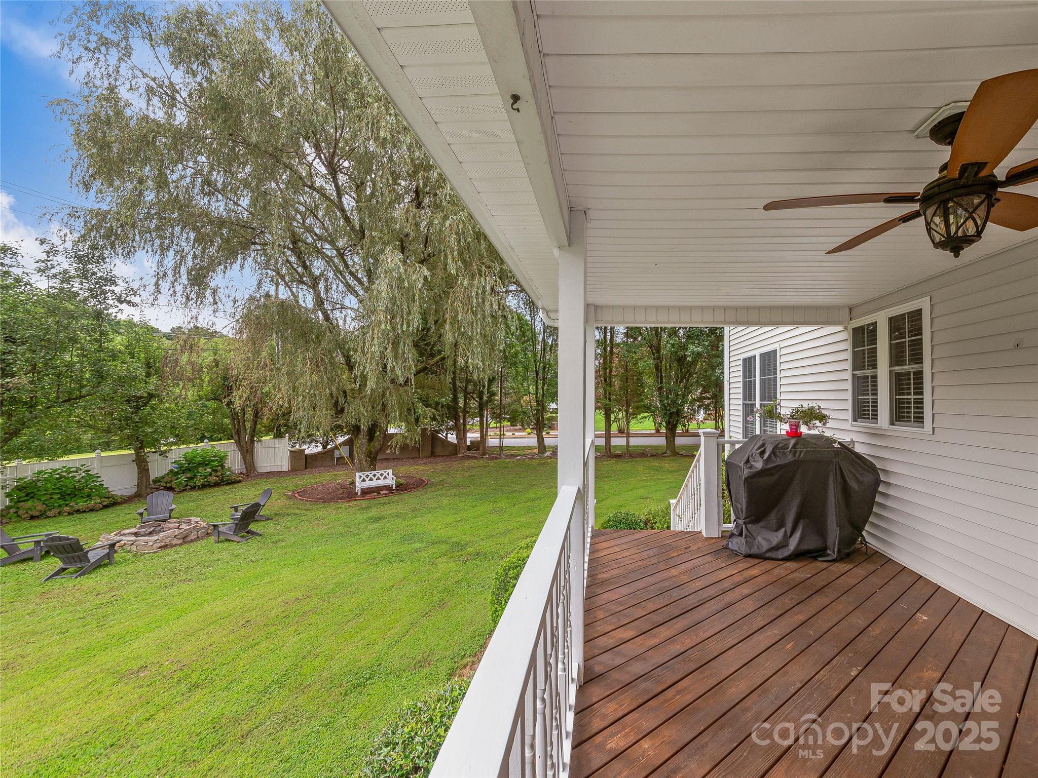 62 Classic Oaks Circle