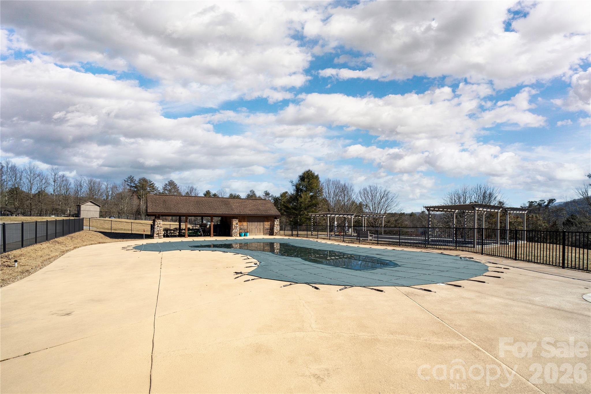 2310 Golf Club Court