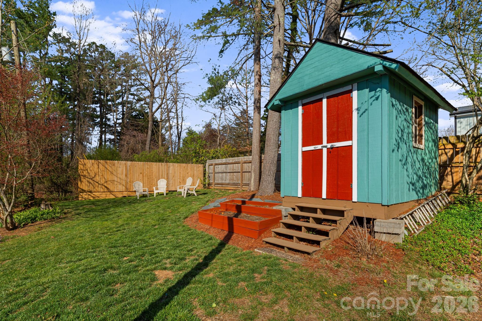 1207 Willow Road