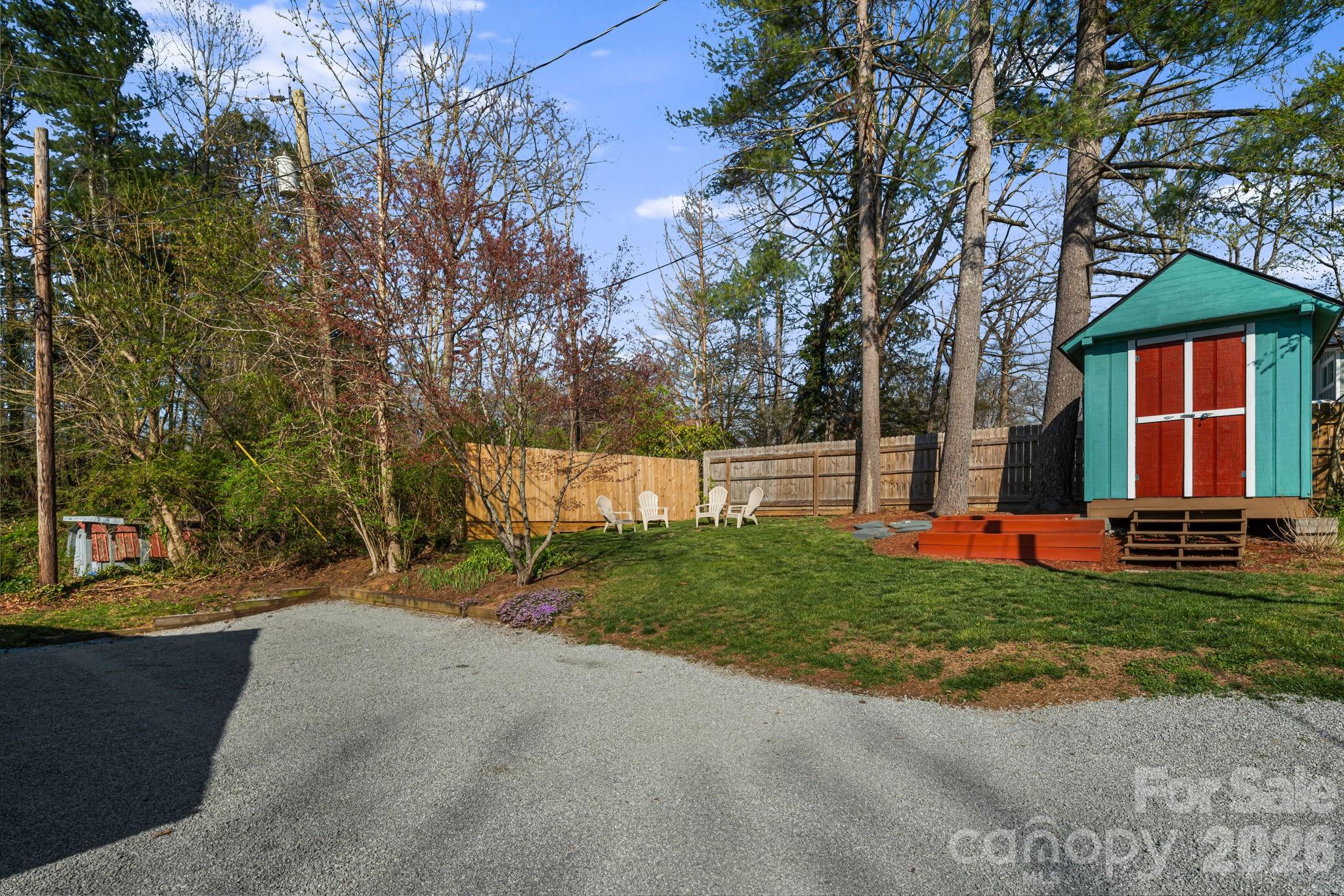 1207 Willow Road