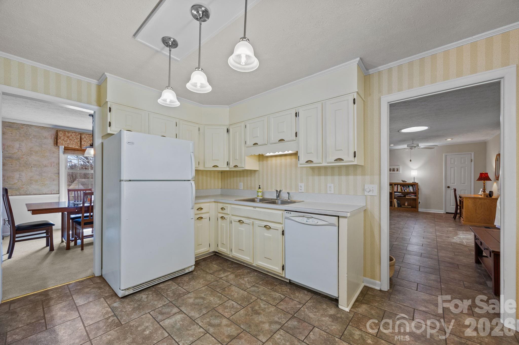 3124 Primrose Drive Unit: 10