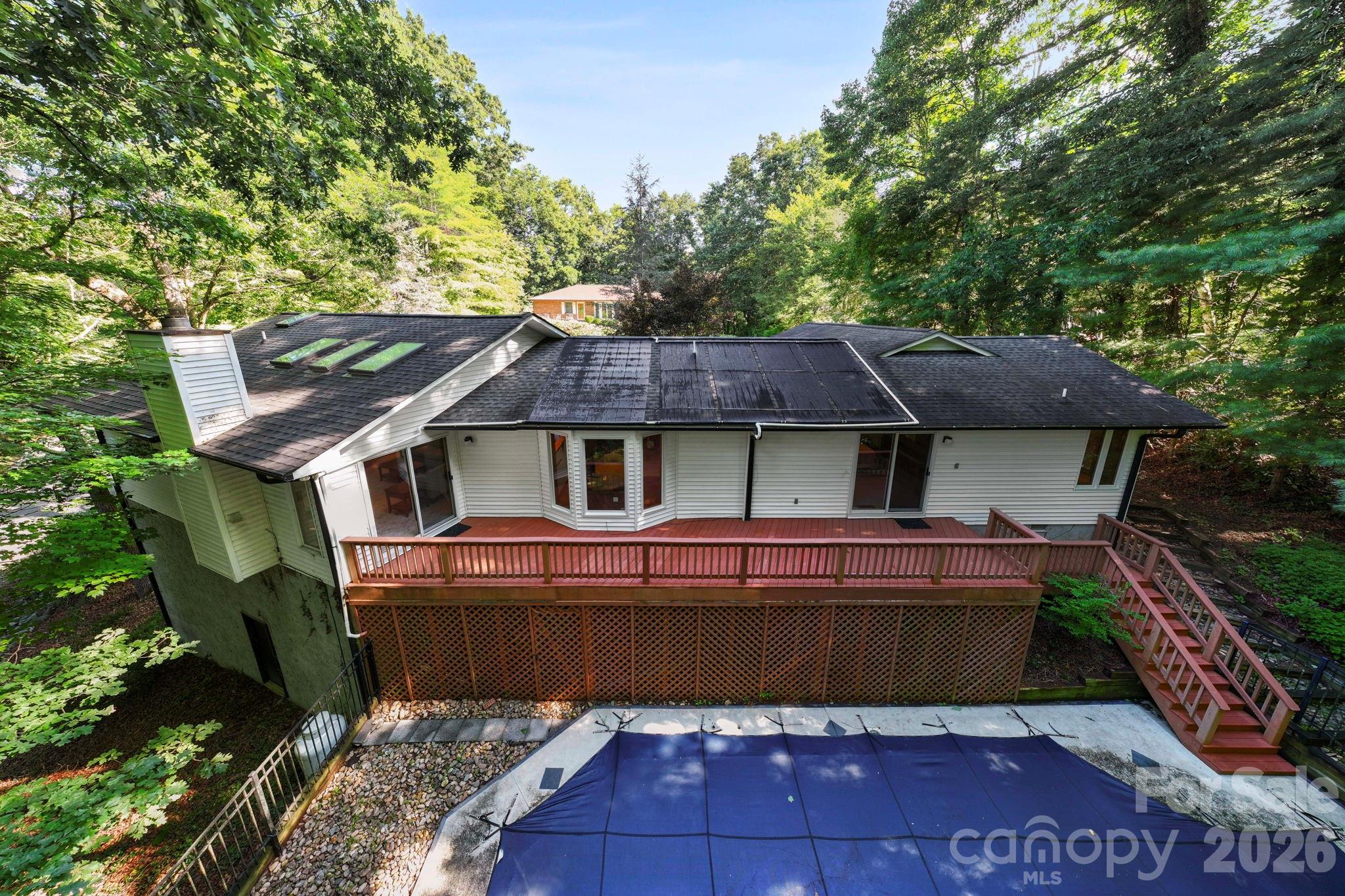 18 E Rosewood Trail