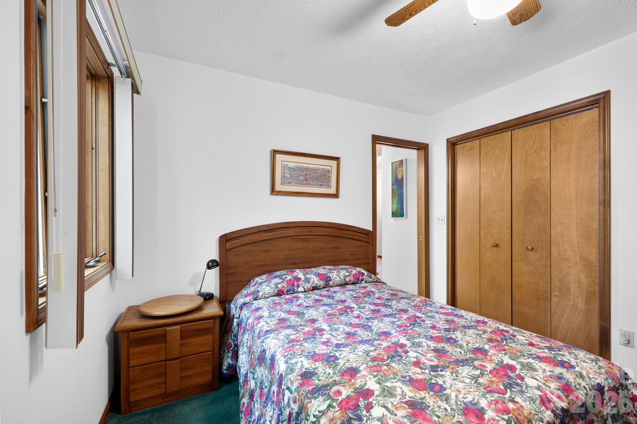 18 E Rosewood Trail