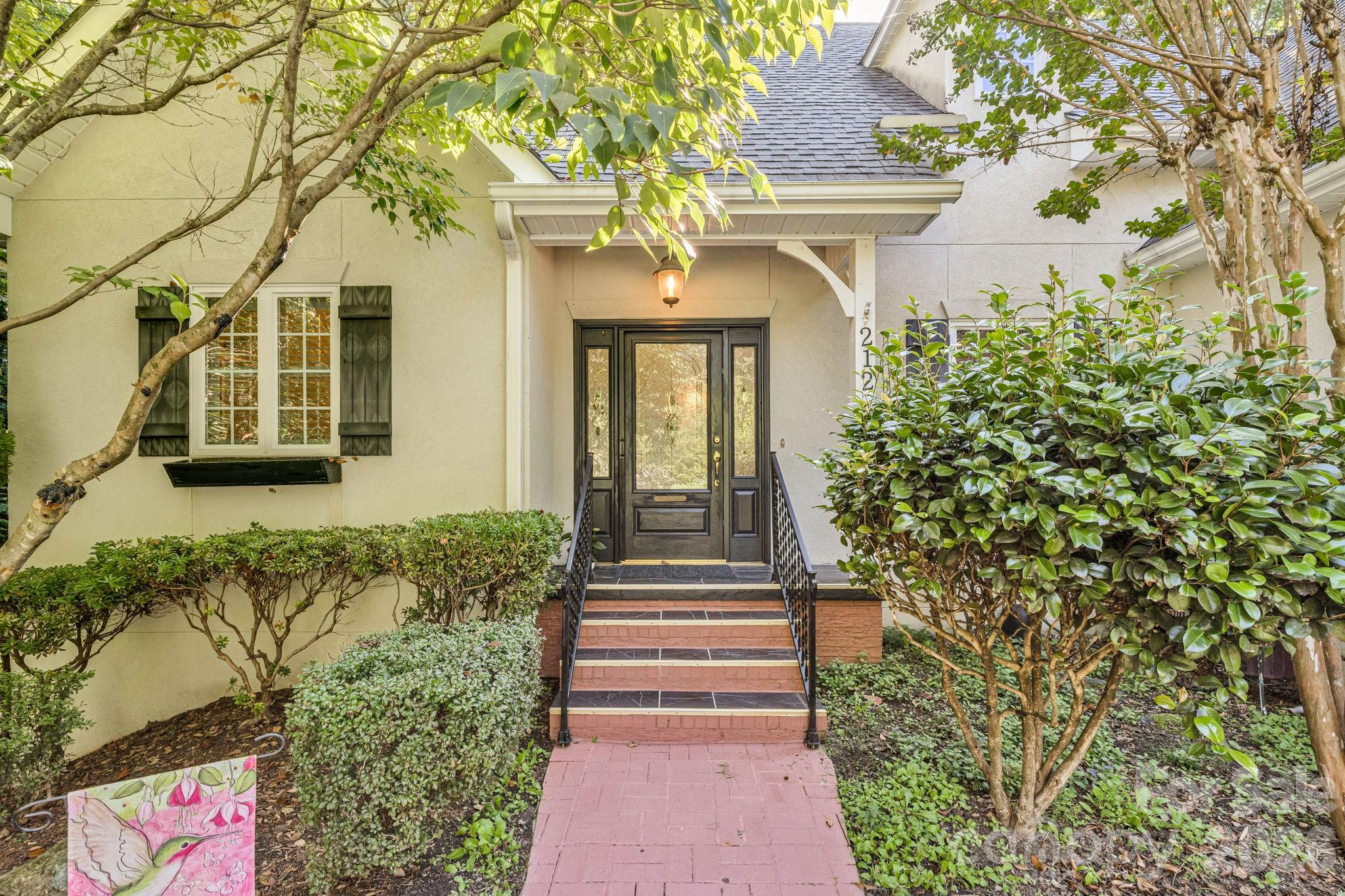 212 Carriage Springs Way