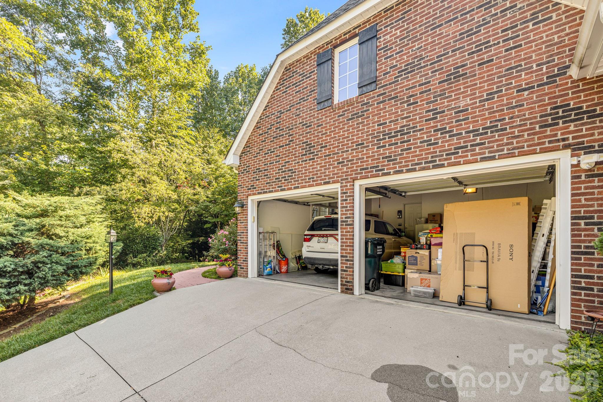 212 Carriage Springs Way