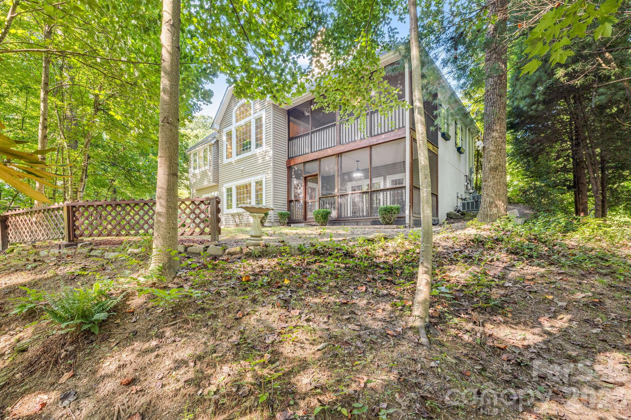 212 Carriage Springs Way