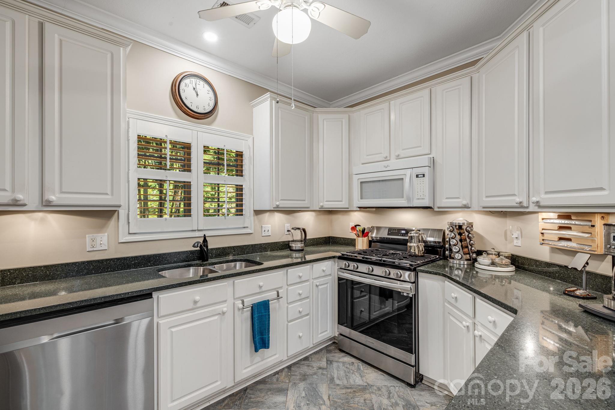 212 Carriage Springs Way