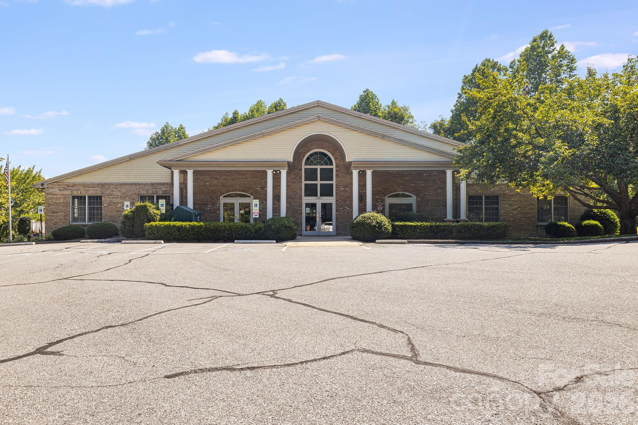 212 Carriage Springs Way