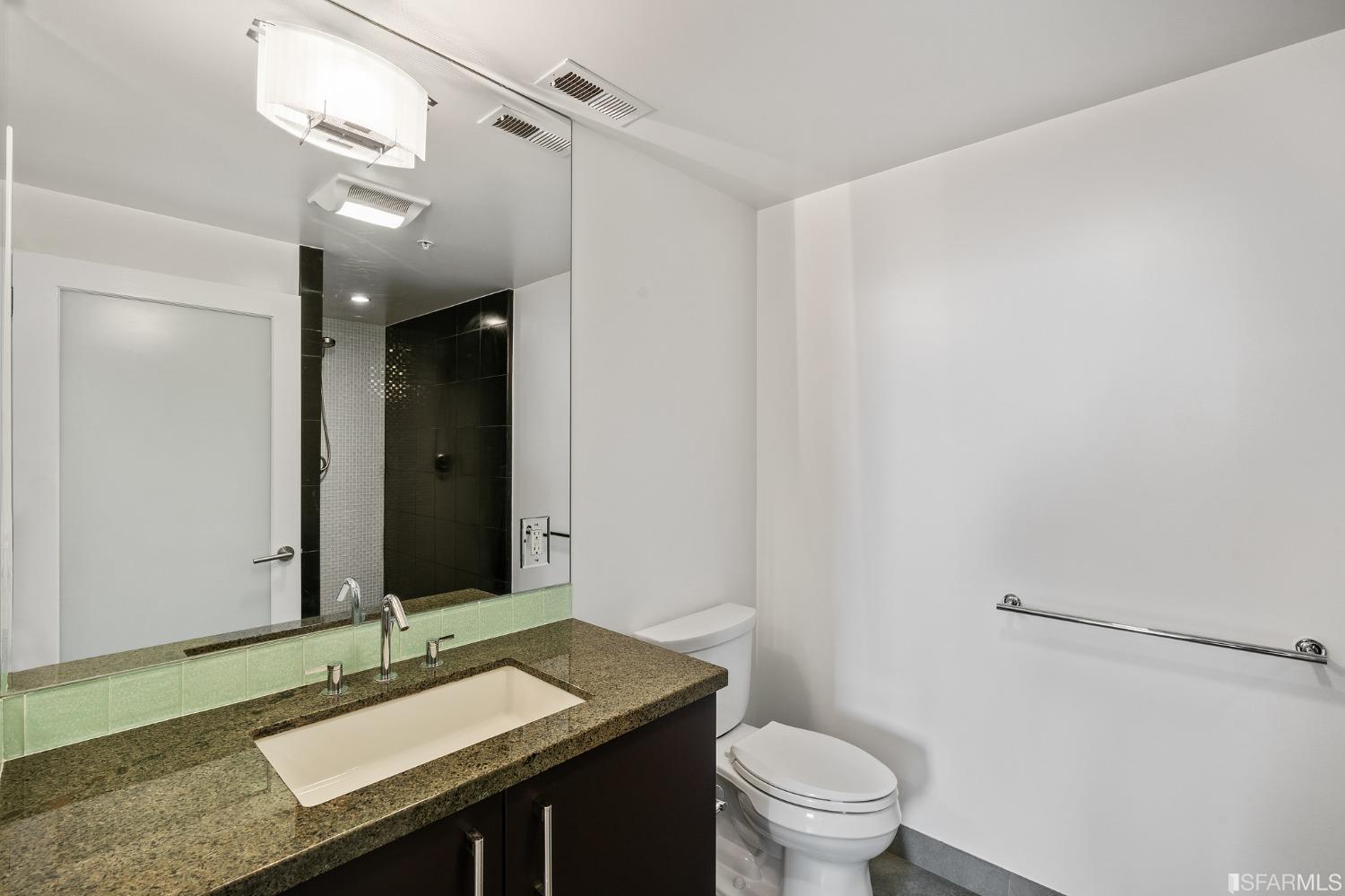 69 Clementina Street # 802