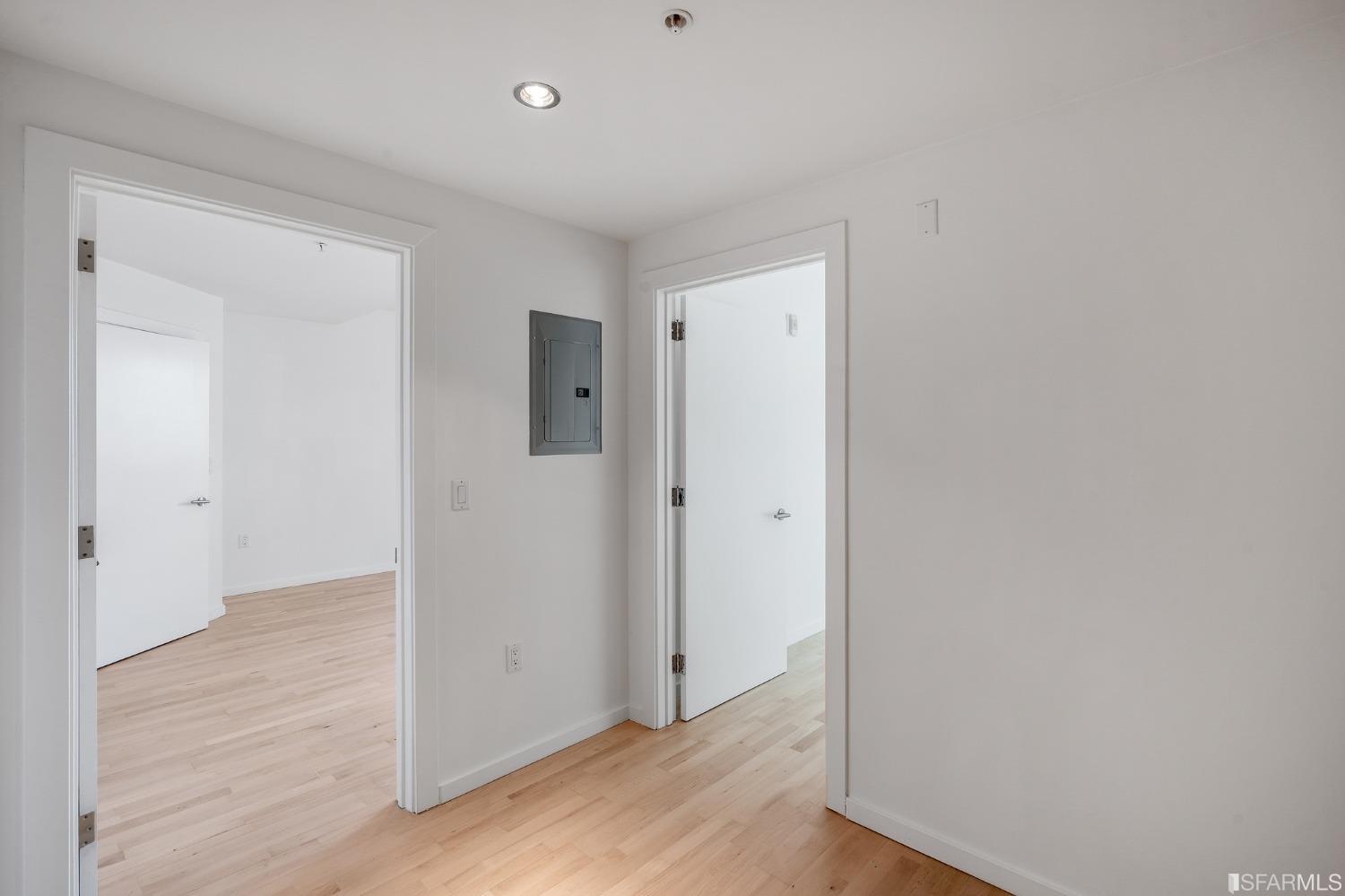 69 Clementina Street # 802