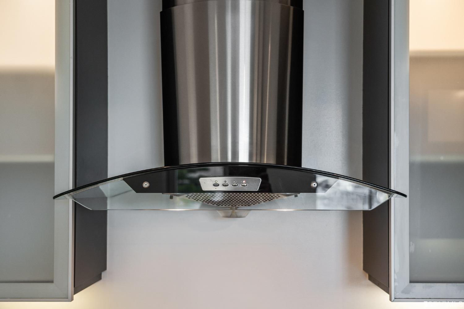 69 Clementina Street # 802