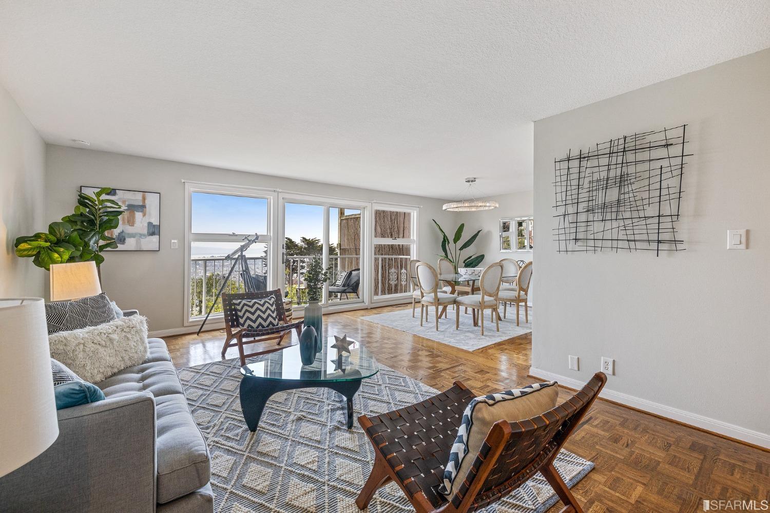 559 W Burnett Avenue # 100