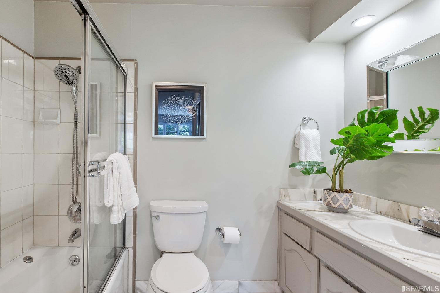 559 W Burnett Avenue # 100