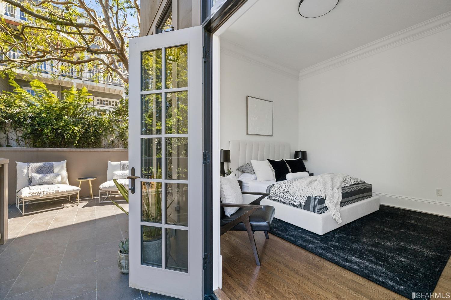 2614 Buchanan Street # 1