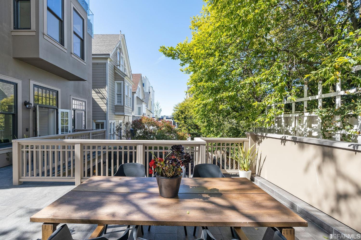 2614 Buchanan Street # 1