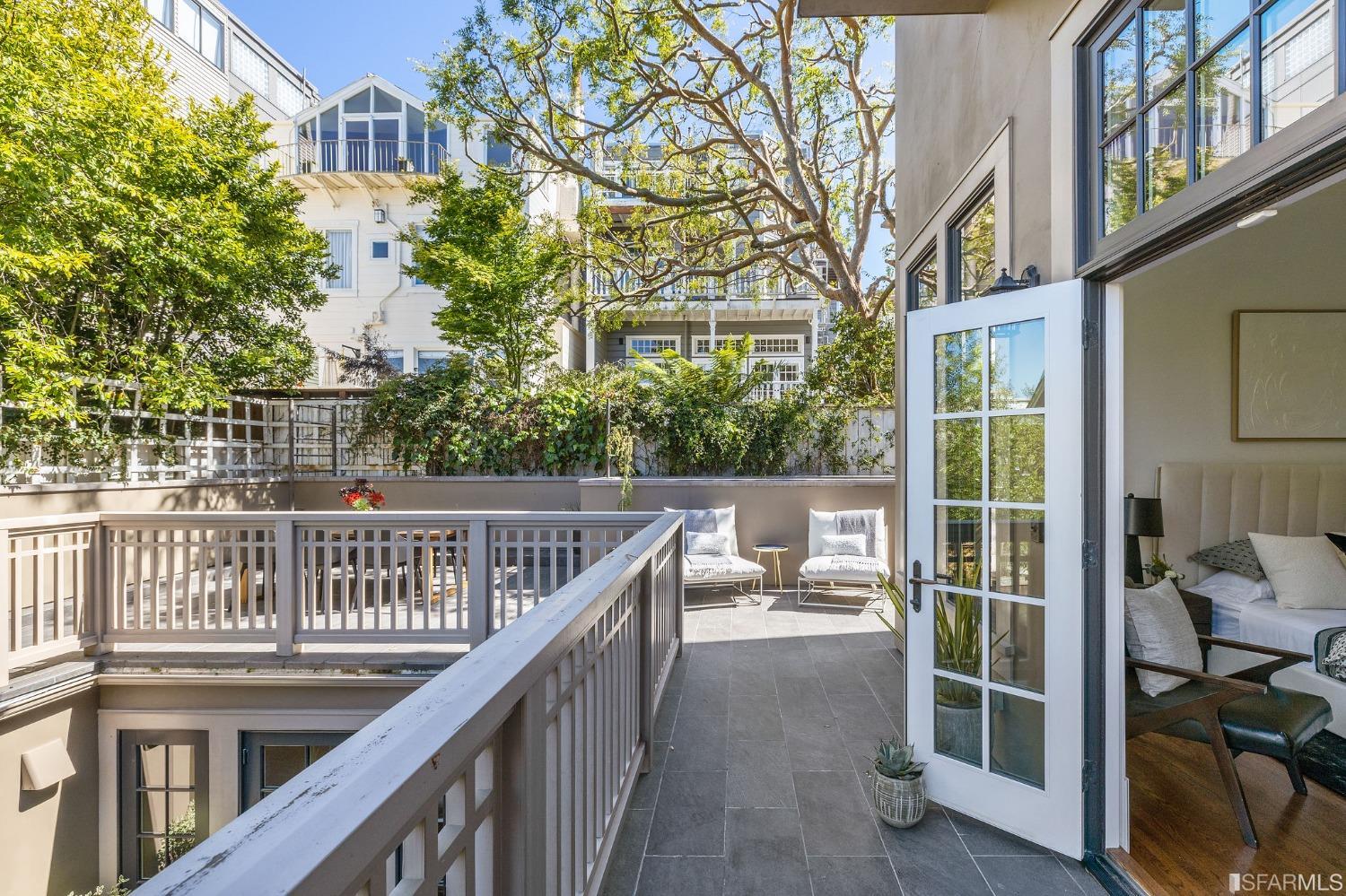 2614 Buchanan Street # 1