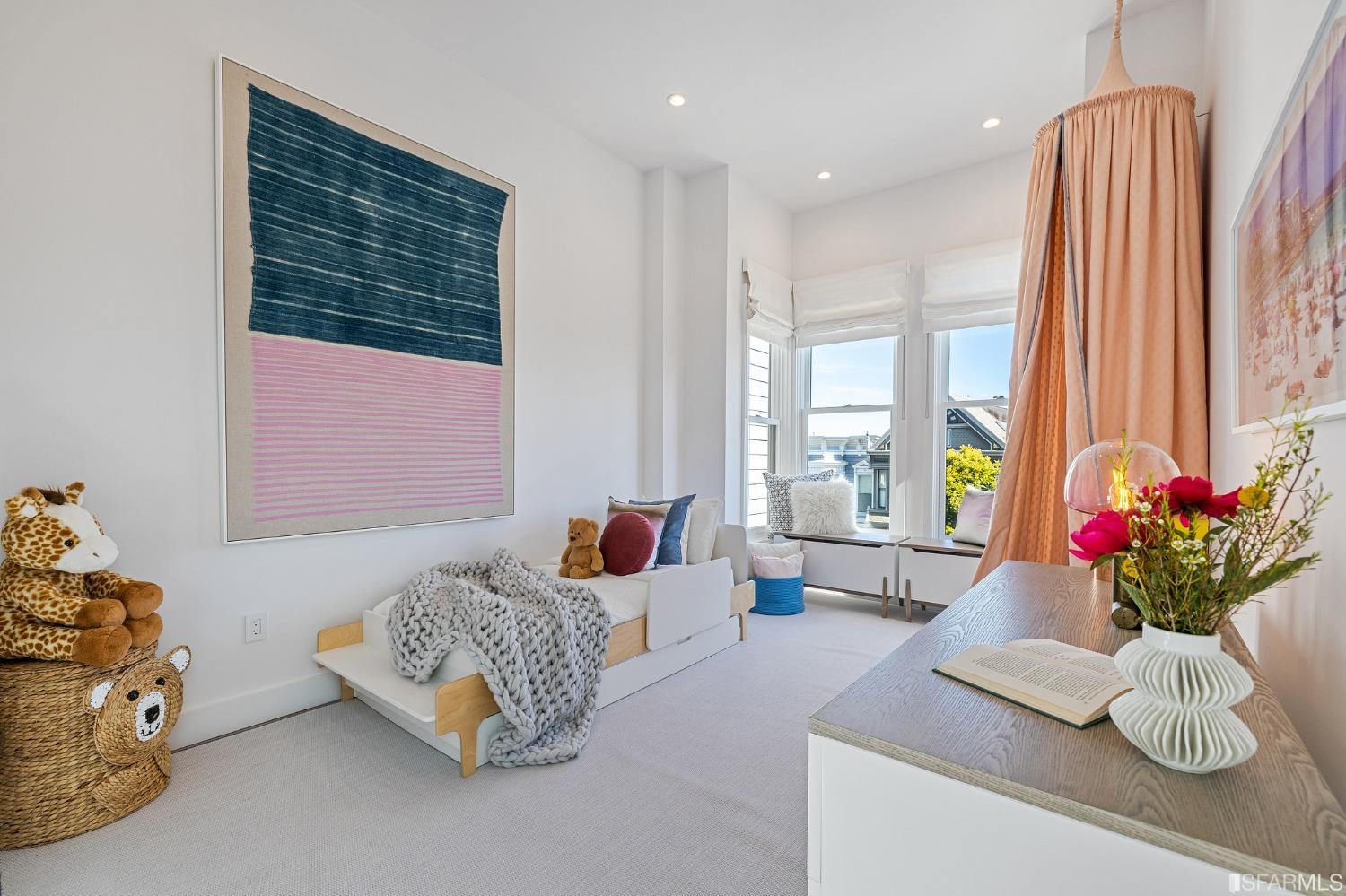 2684 Sacramento Street