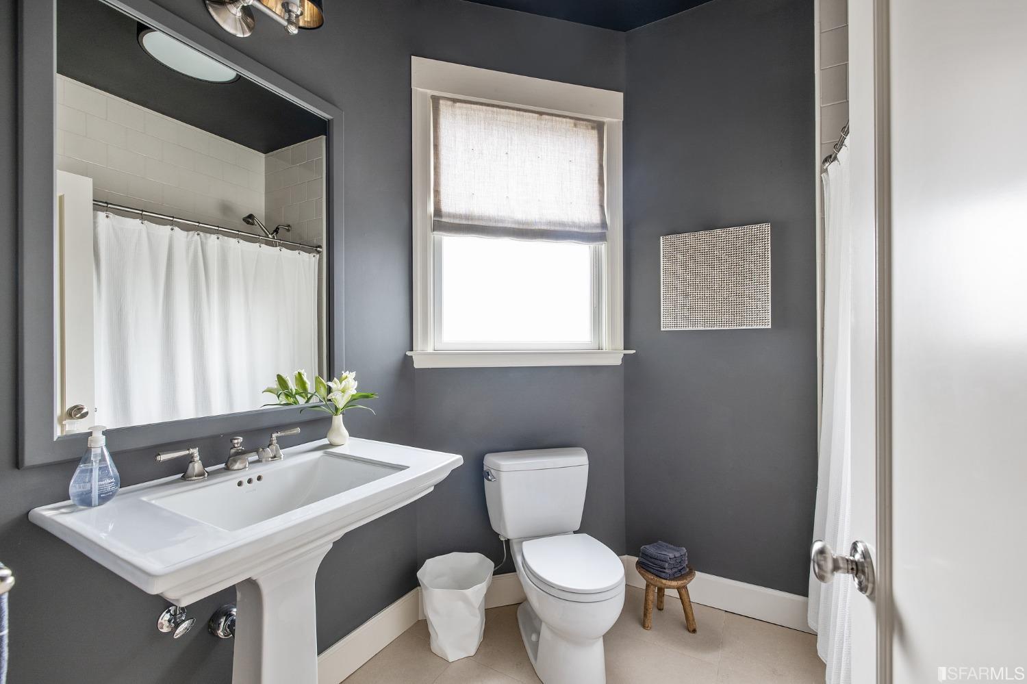 1864 Golden Gate Avenue