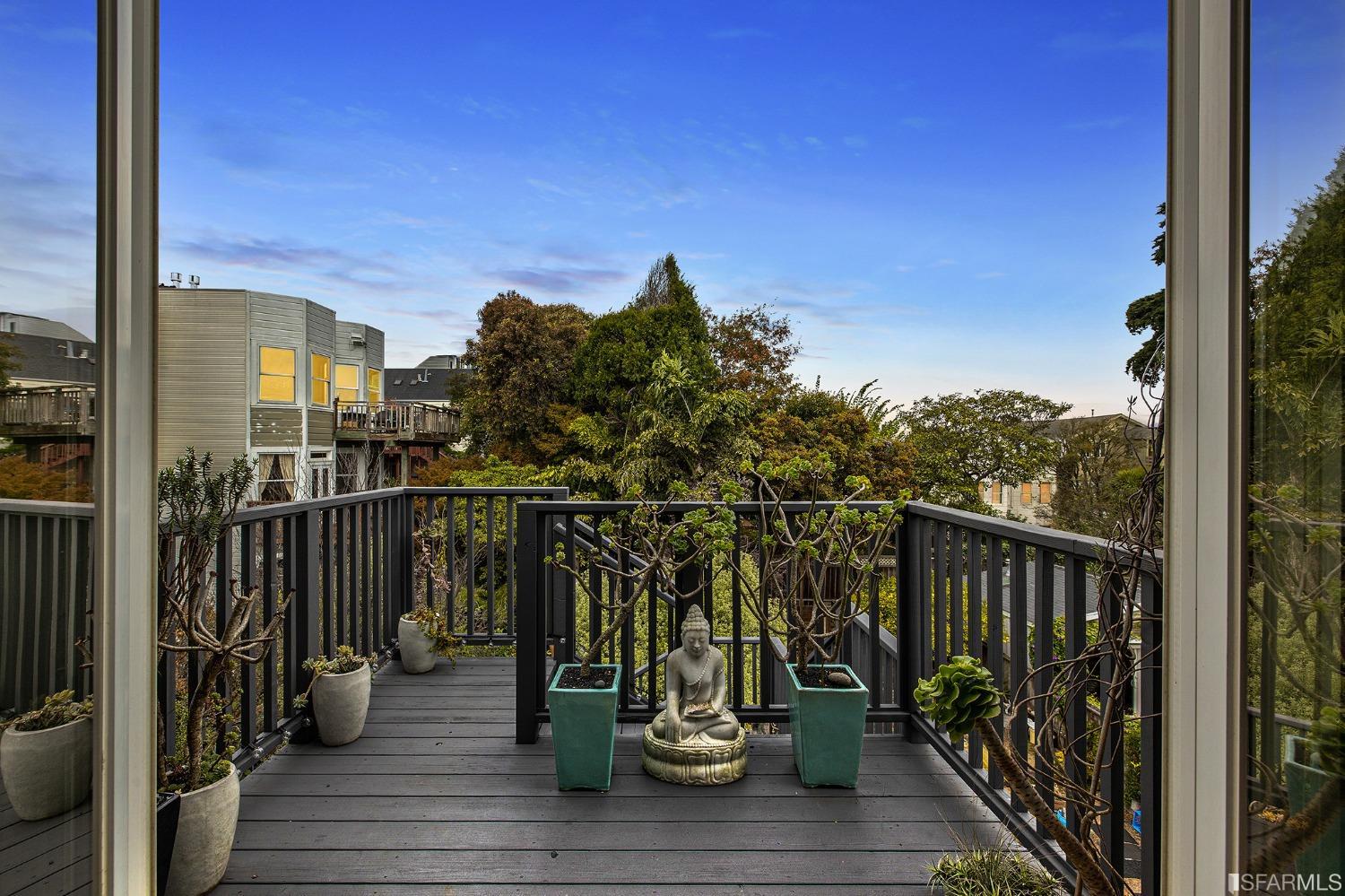 1864 Golden Gate Avenue