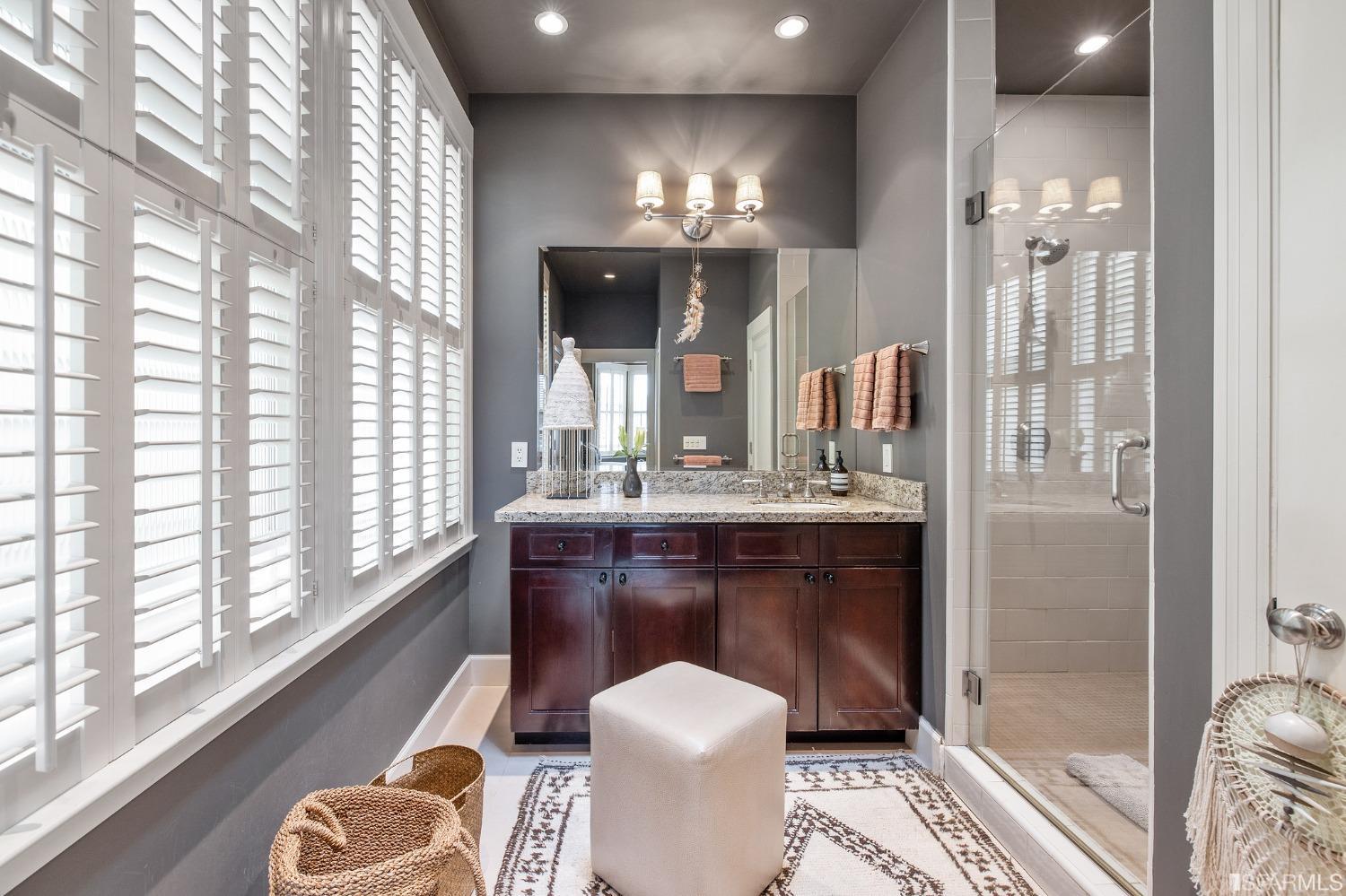 1864 Golden Gate Avenue