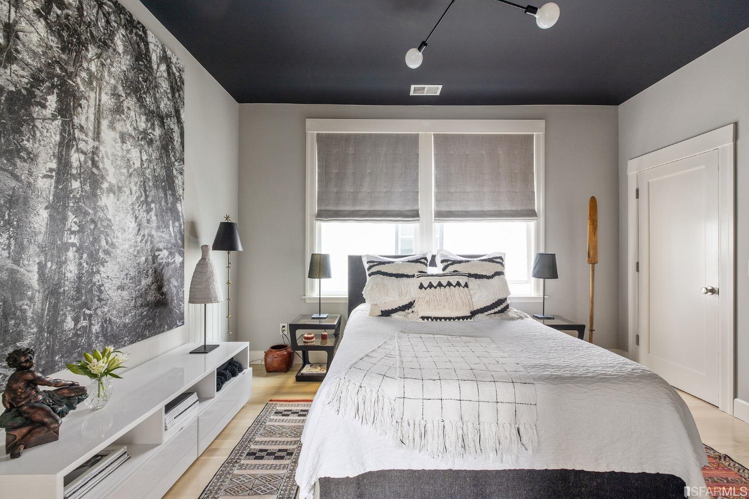 1864 Golden Gate Avenue