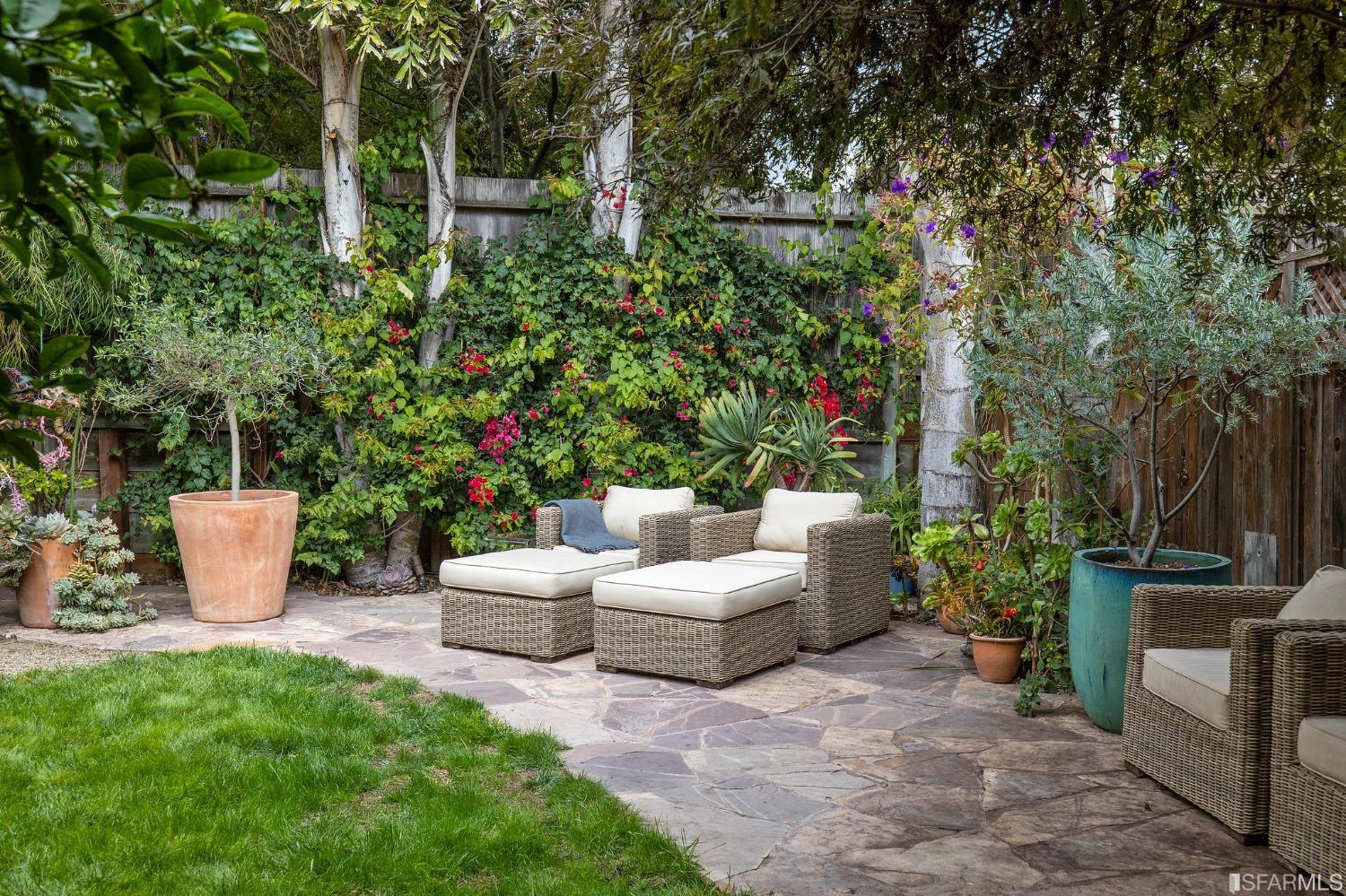 1864 Golden Gate Avenue