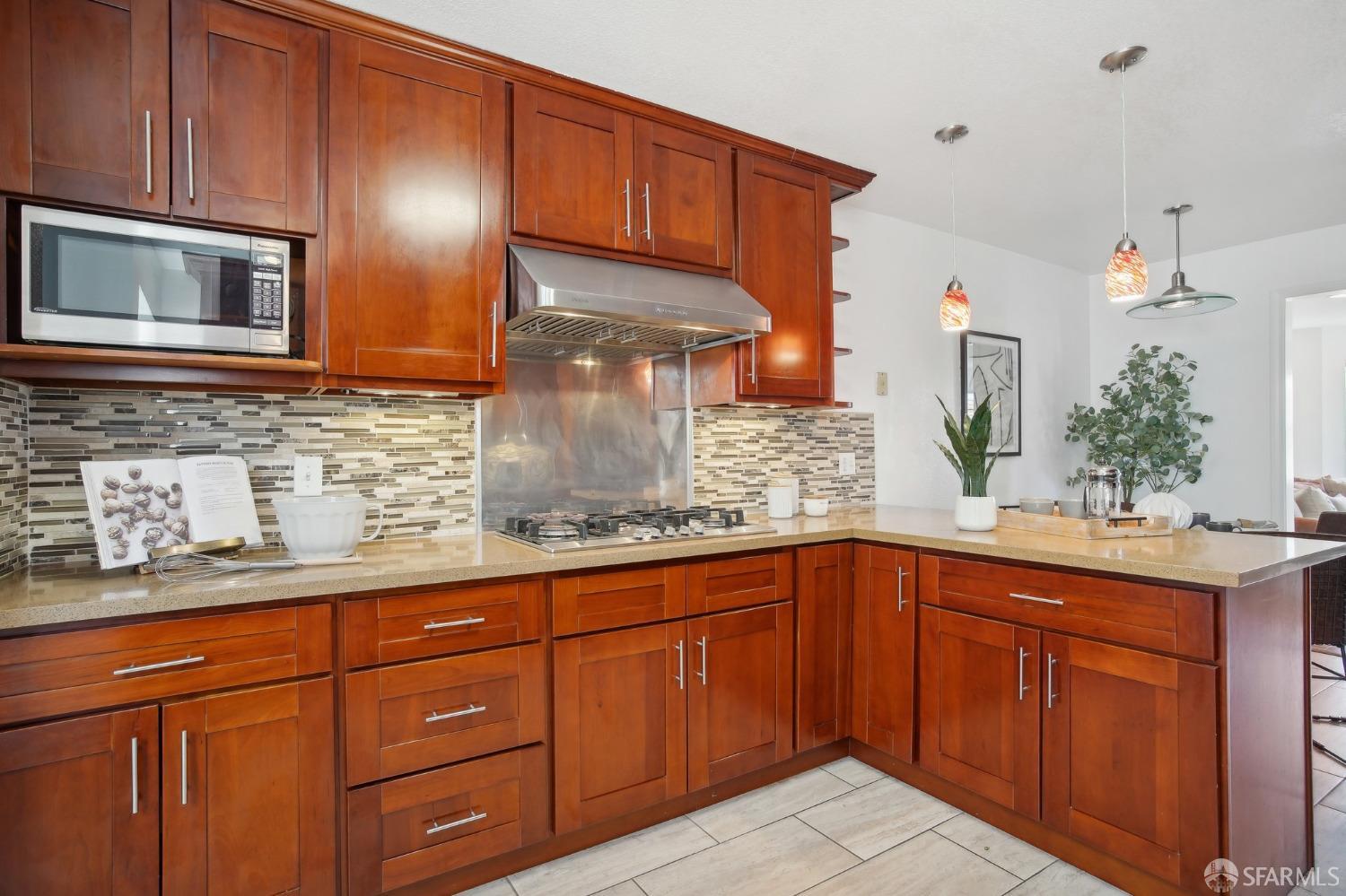 629 Chestnut Street # 401