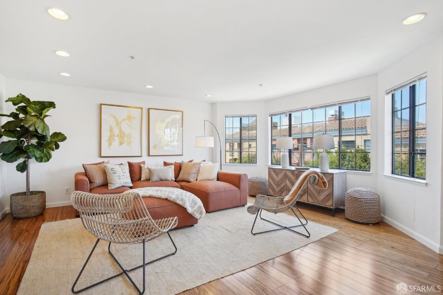 629 Chestnut Street # 401