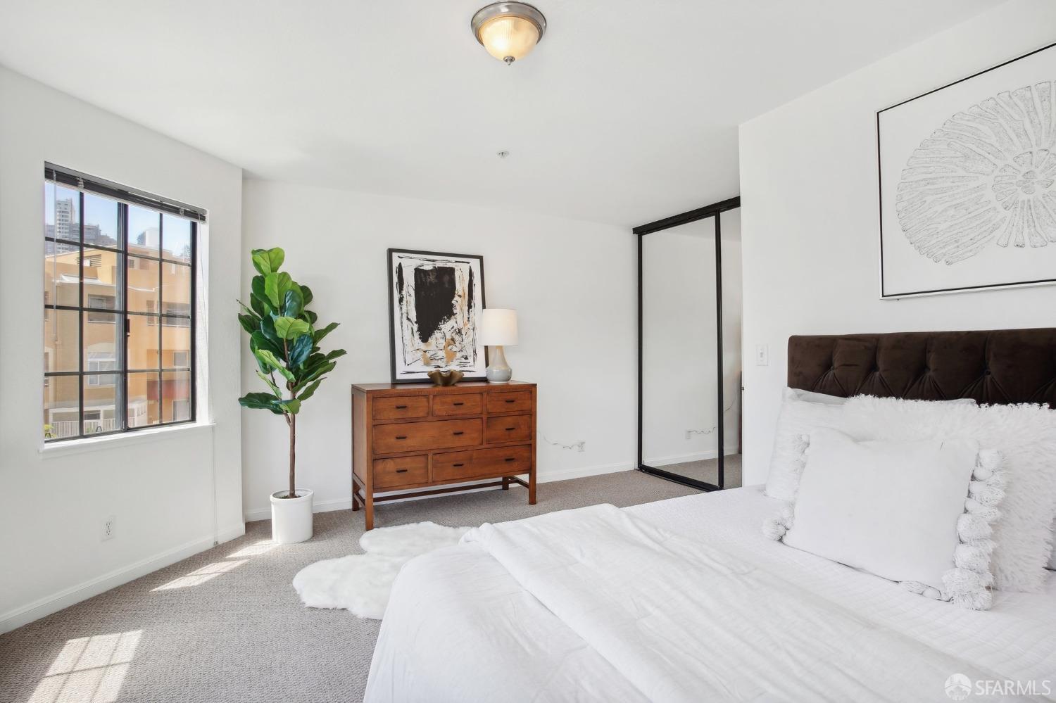 629 Chestnut Street # 401