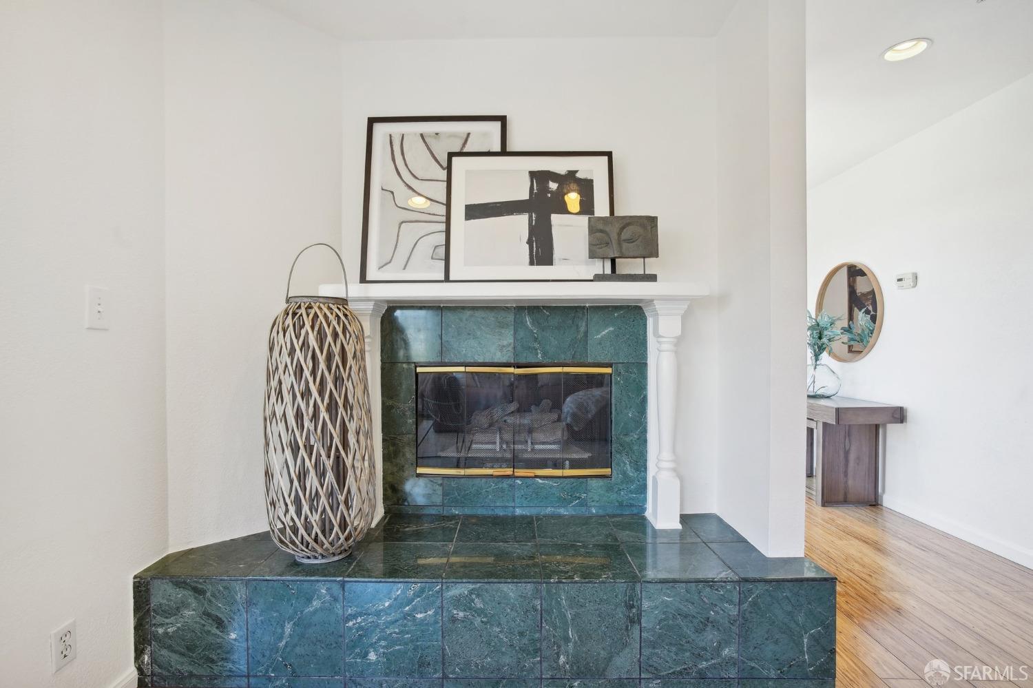 629 Chestnut Street # 401