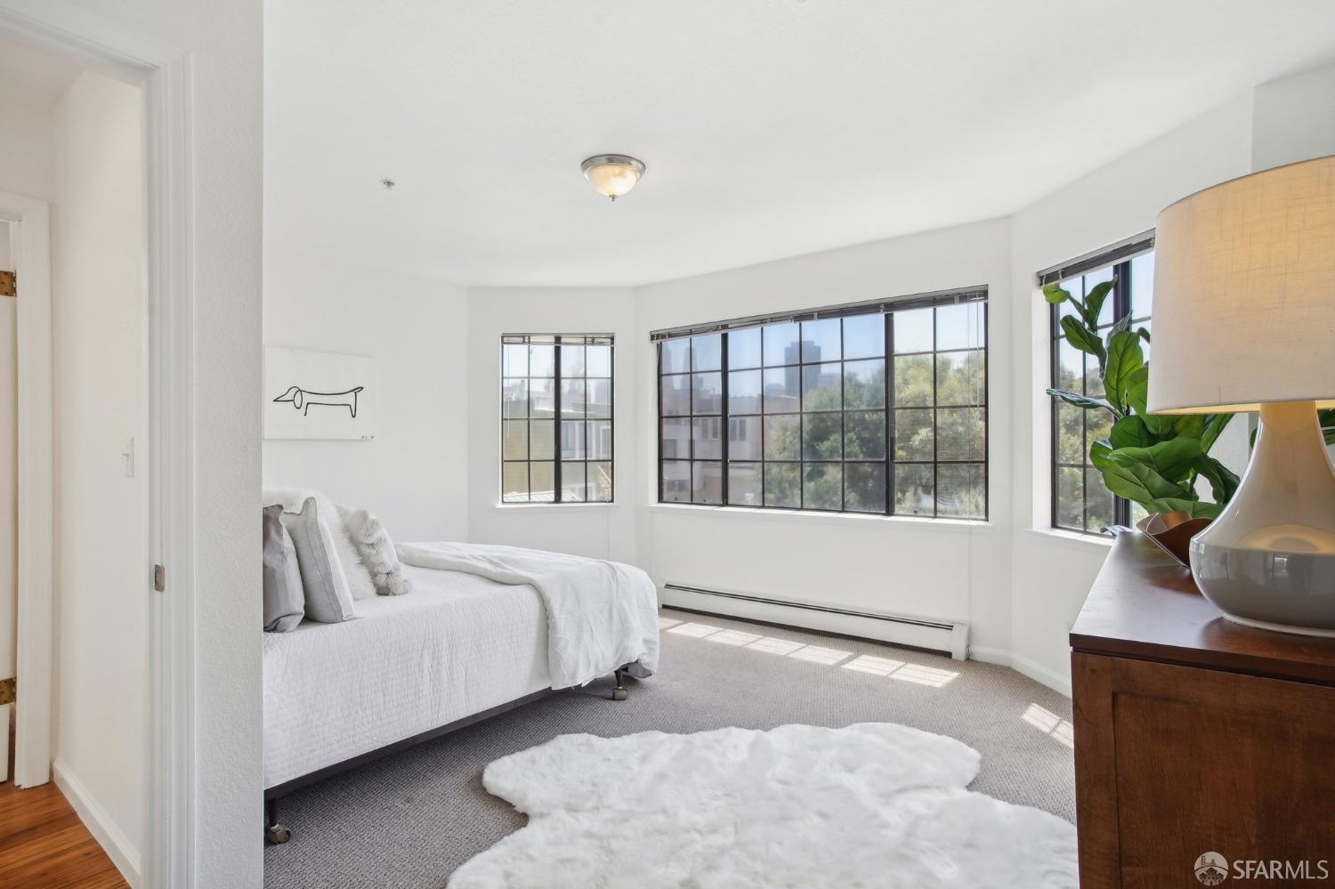 629 Chestnut Street # 401