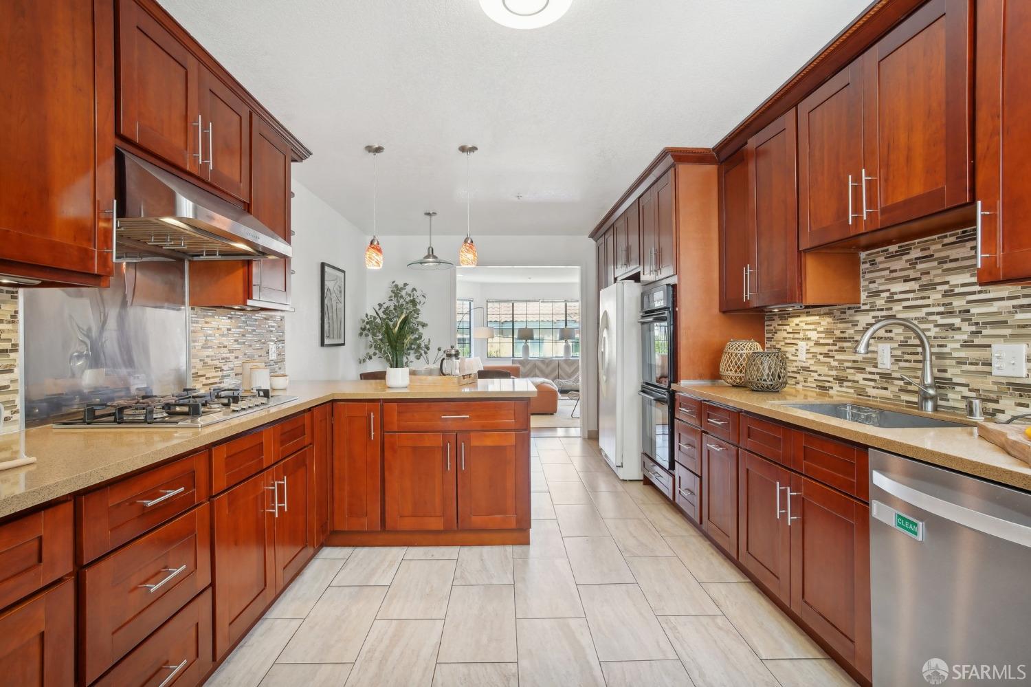 629 Chestnut Street # 401