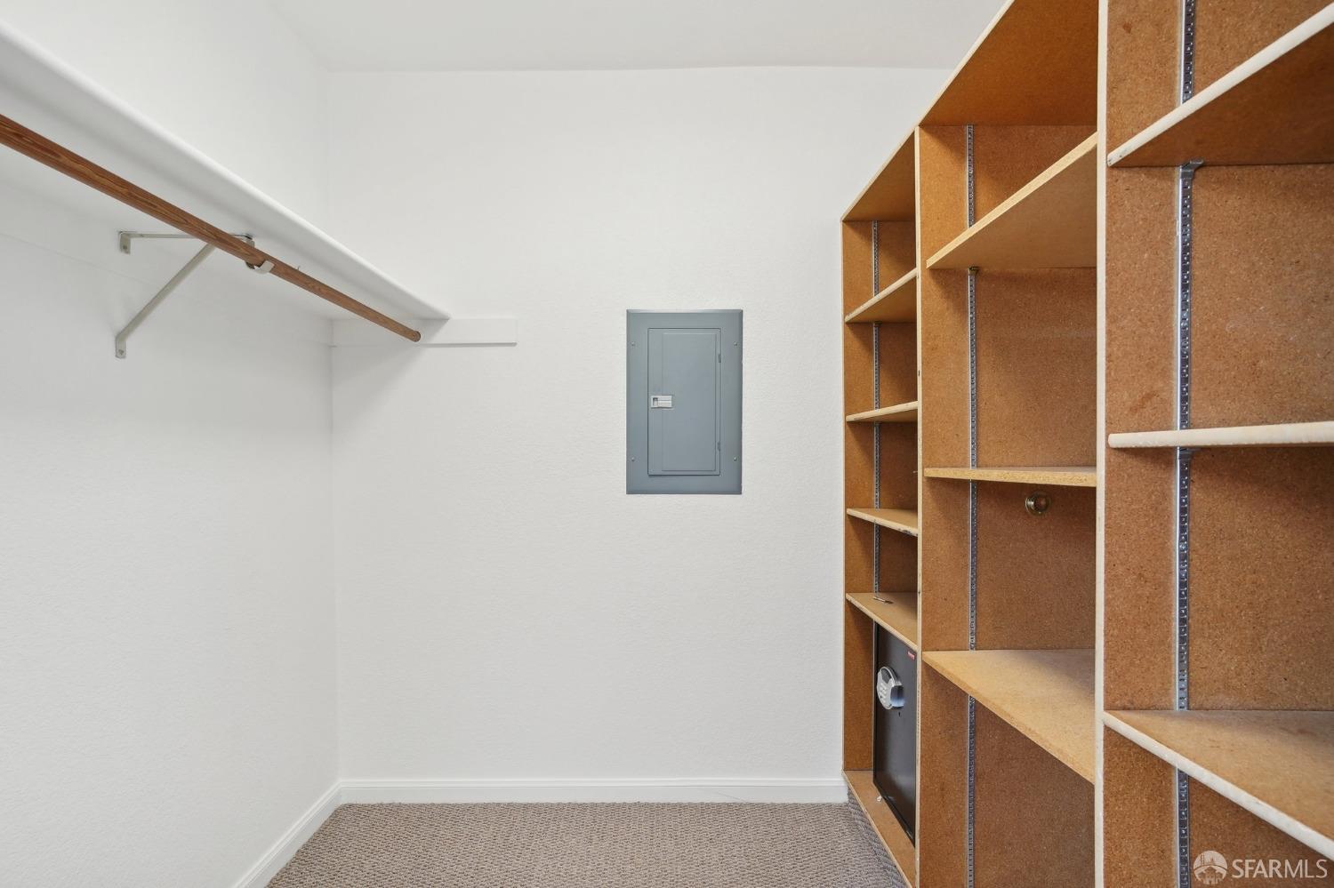 629 Chestnut Street # 401