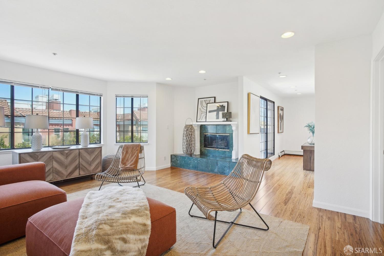 629 Chestnut Street # 401