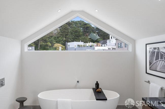 1465 Masonic Avenue # 1